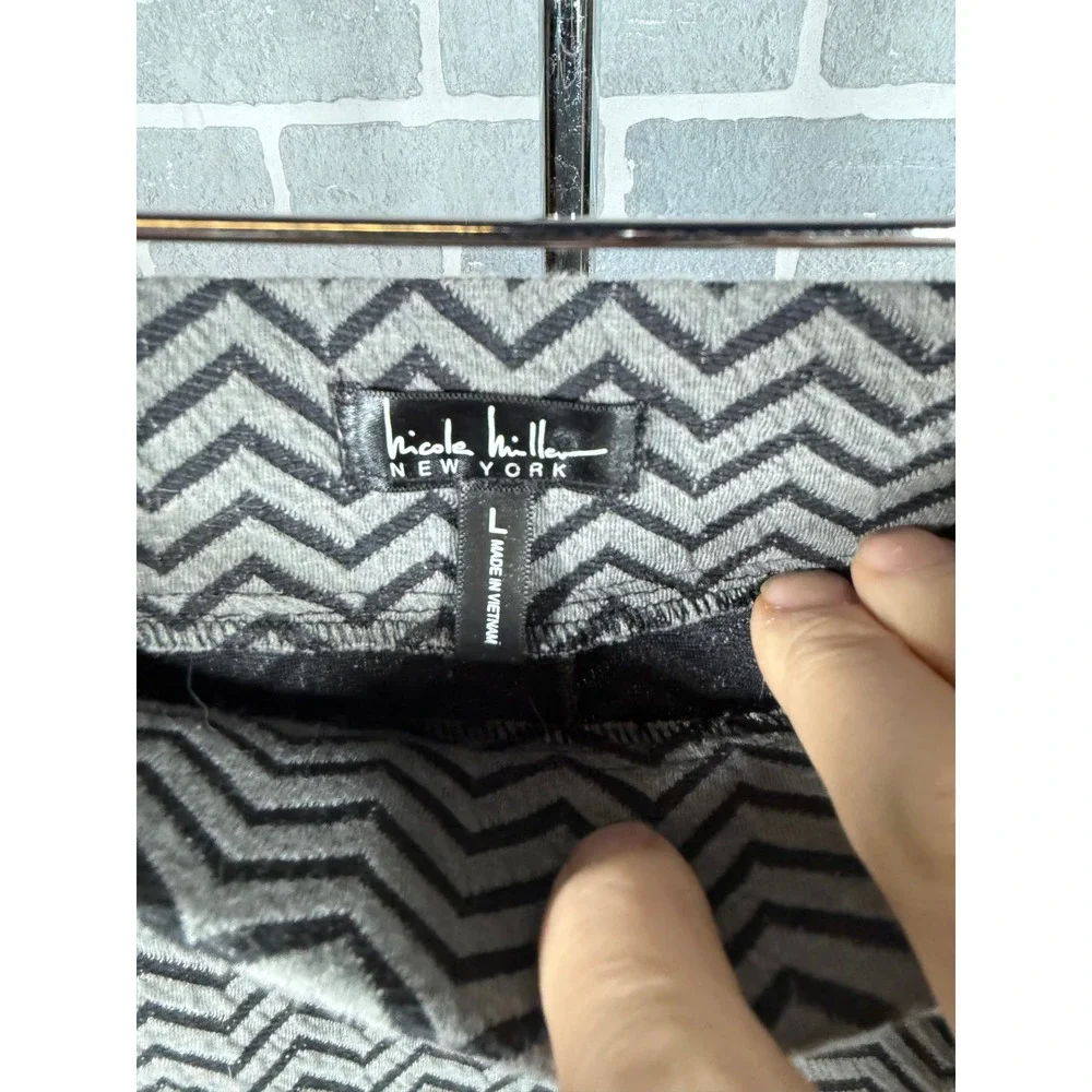 Nicole Miller New York Grey Black Chevron Zig Zag Knit Pencil Skirt Womens Large